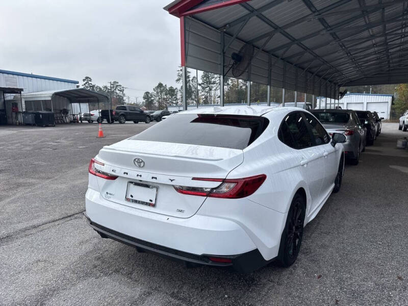 2025 Toyota Camry SE