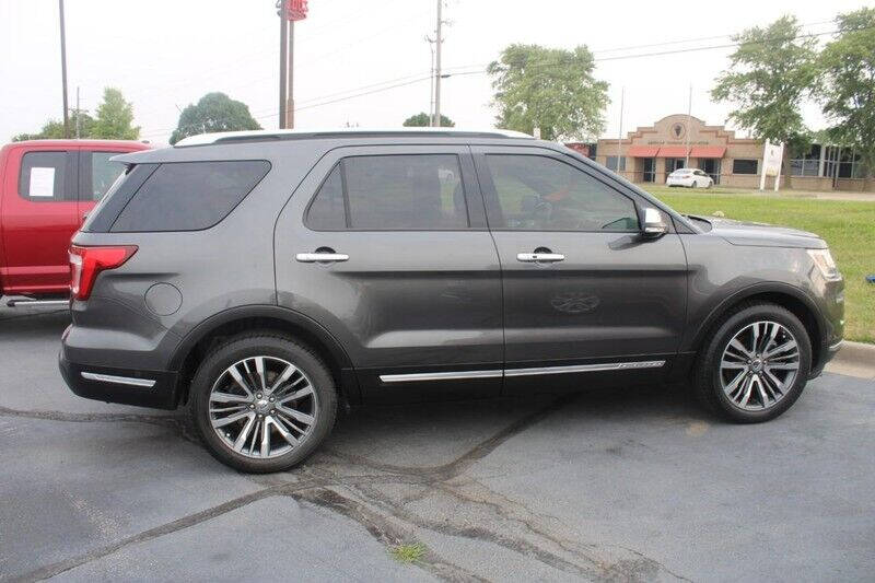 2019 Ford Explorer Platinum