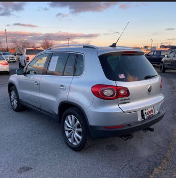 2011 Volkswagen Tiguan S 4Motion