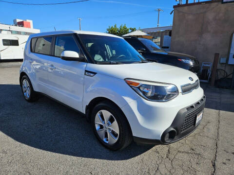 2015 Kia Soul for sale at Win Motors Inc. in Los Angeles CA