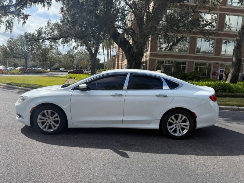 2016 Chrysler 200 Limited