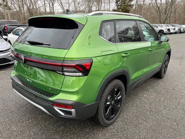 2026 Volkswagen Taos SEL 4Motion