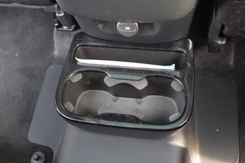 2022 Volvo XC90 T6 Inscription 6-Passenger