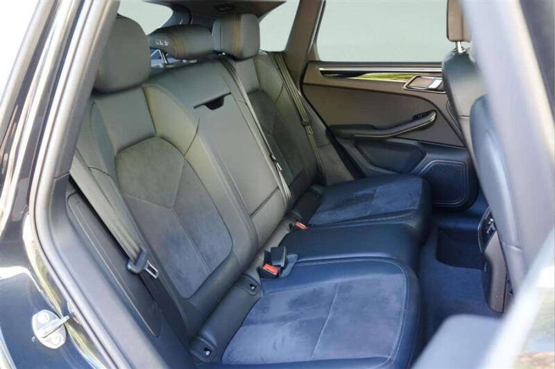 2021 Porsche Macan S