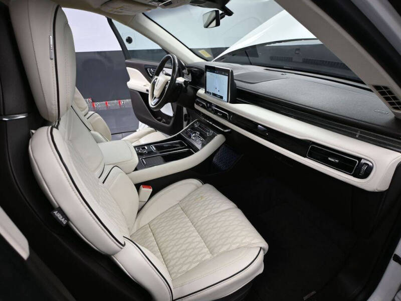 2023 Lincoln Aviator Black Label