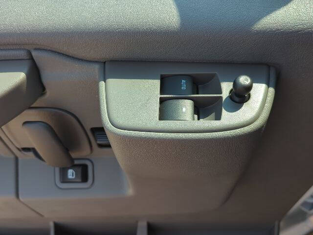 2025 Chevrolet Express 2500