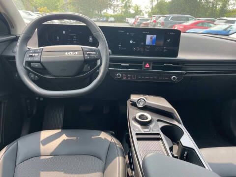 2025 Kia EV6 Light Long Range