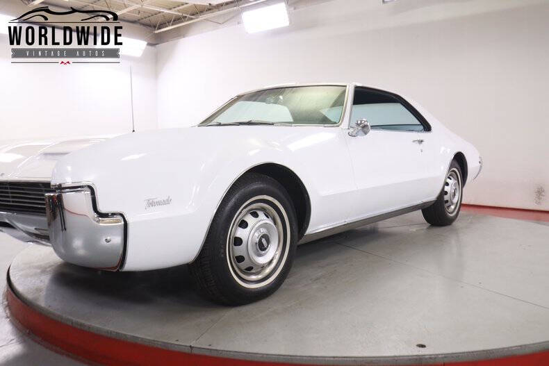 1966 Oldsmobile Toronado