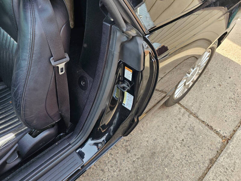 2005 Ford Thunderbird Deluxe