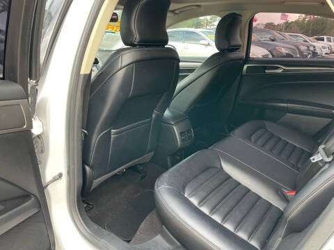 2019 Ford Fusion SEL