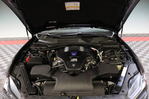 2022 Maserati Quattroporte Modena