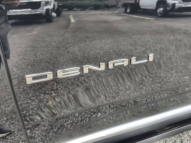 2025 GMC Yukon XL Denali