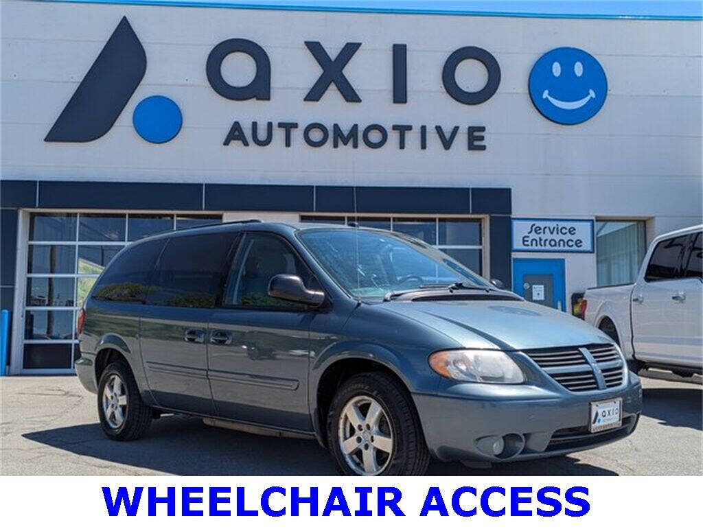 2005 Dodge Grand Caravan for sale at Axio Auto Boise in Boise, ID