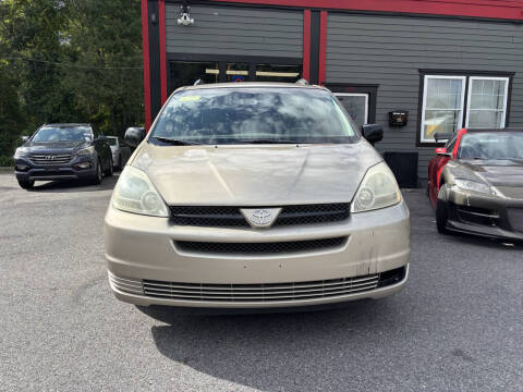 2005 Toyota Sienna LE 7 Passenger