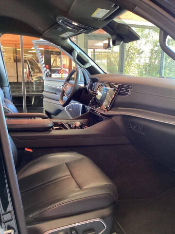 2023 Jeep Wagoneer L Series II