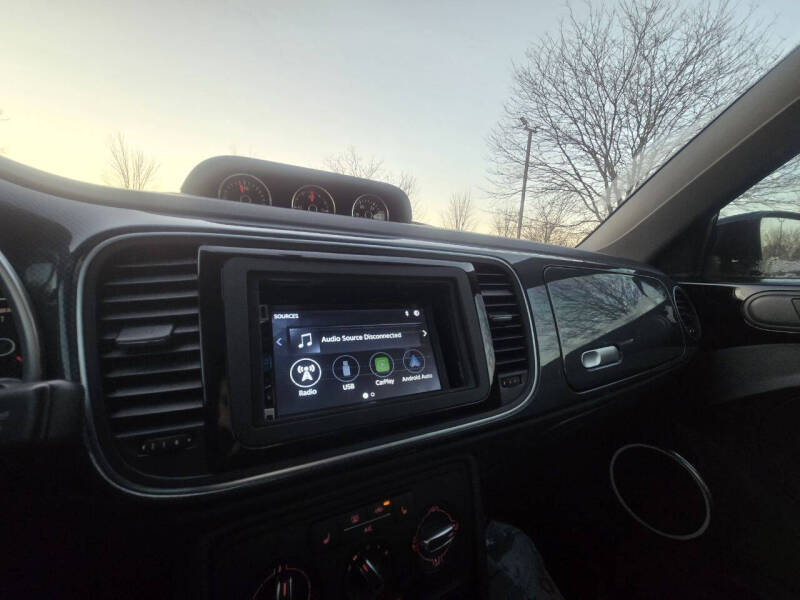 2014 Volkswagen Beetle R-Line PZEV