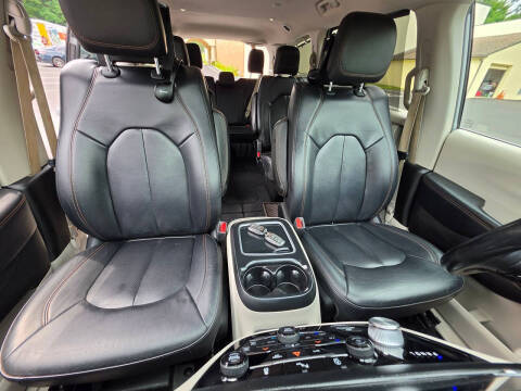 2018 Chrysler Pacifica Touring L Plus