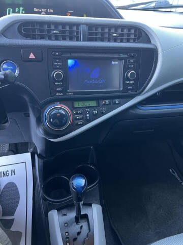 2012 Toyota Prius c Four