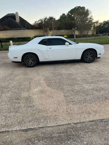 2013 Dodge Challenger SXT