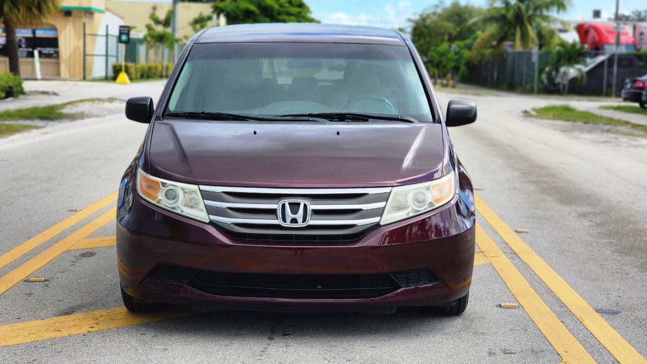 2012 Honda Odyssey Minivan - $7,499