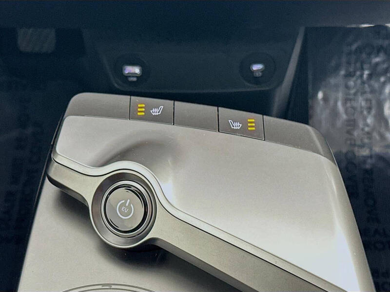 2024 Kia EV6 Light