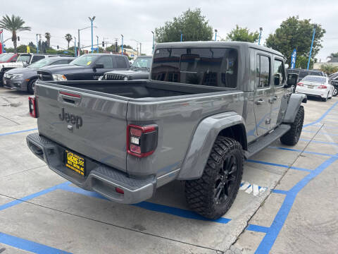 2023 Jeep Gladiator Overland