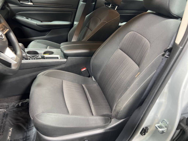 2025 Nissan Altima 2.5 SV