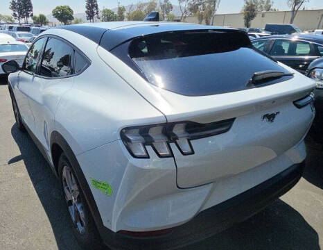 2023 Ford Mustang Mach-E Select