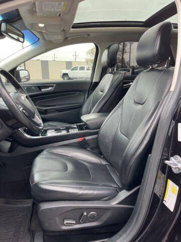 2019 Ford Edge Titanium