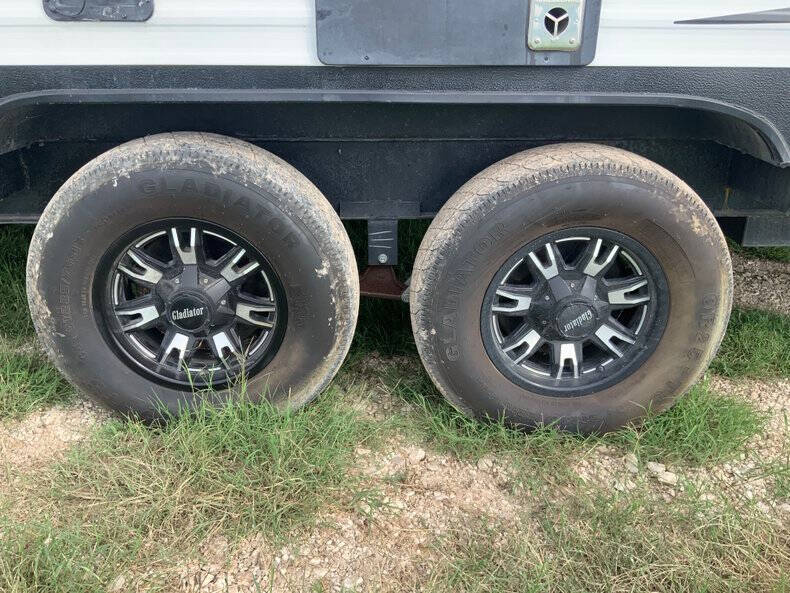 2018 Forest River Shockwave