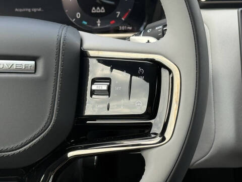 2026 Land Rover Range Rover Velar P250 Dynamic SE
