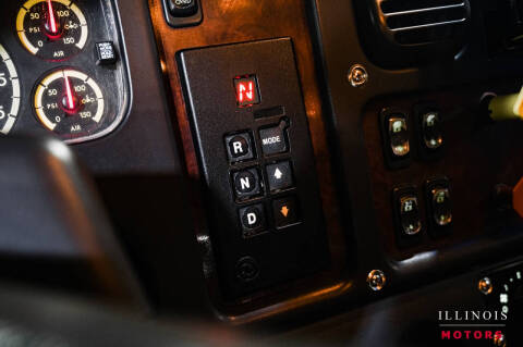 2005 Freightliner M2 106