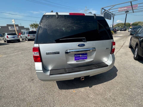 2010 Ford Expedition XLT