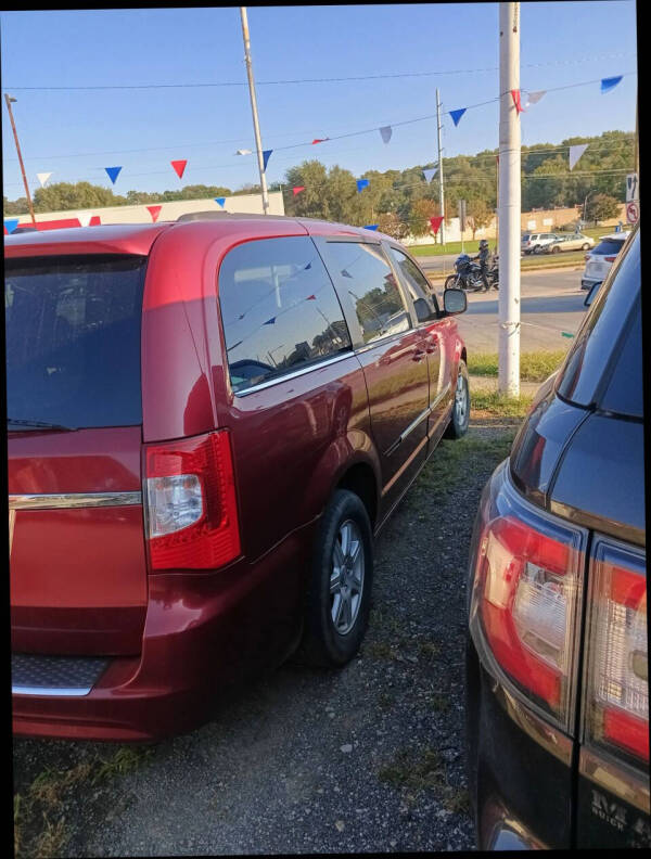2012 Chrysler Town and Country Touring