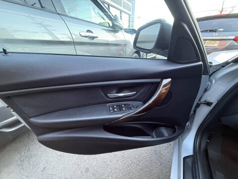 2014 BMW 3 Series 328i xDrive