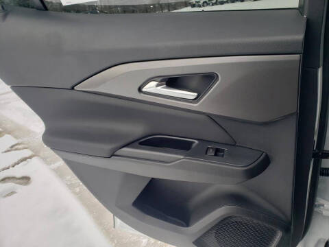 2026 Chevrolet Equinox EV LT 1