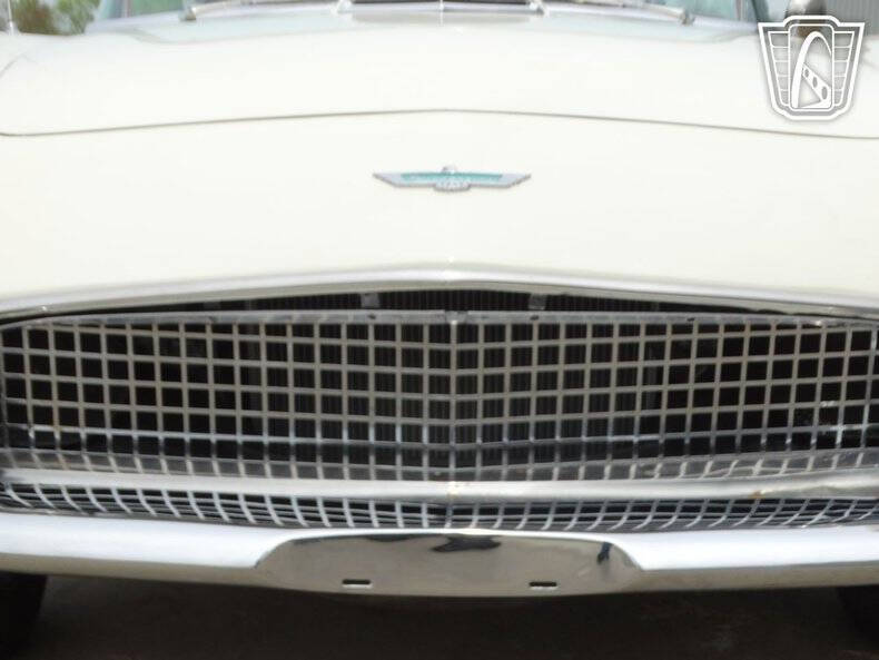 1956 Ford Thunderbird