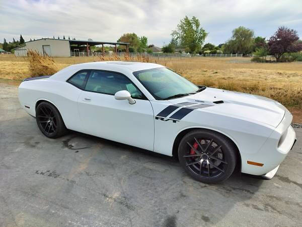 2009 Dodge Challenger for sale at Autosnow4sale.Com in El Dorado, CA