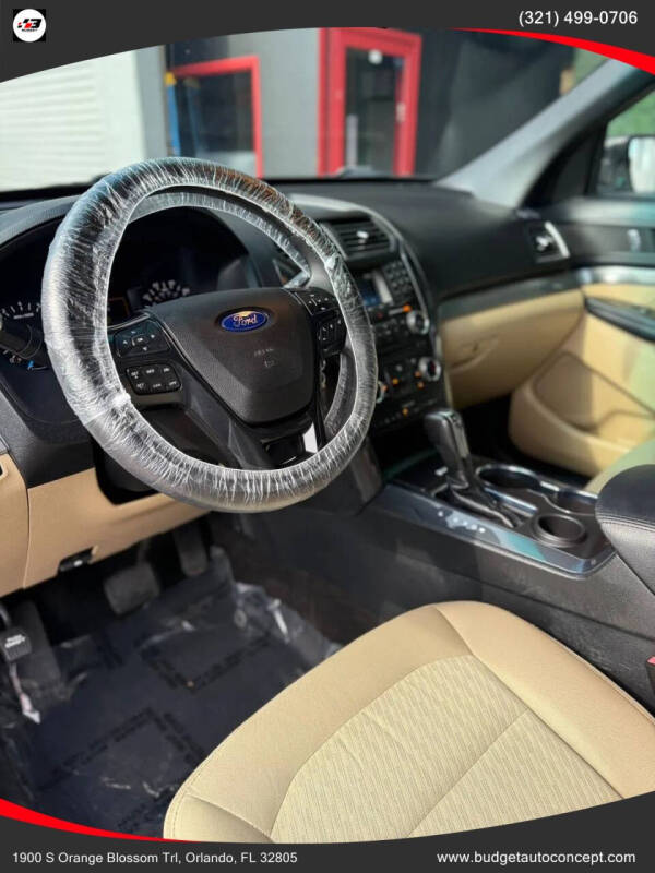 2016 Ford Explorer