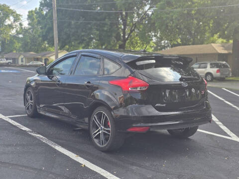 2017 Ford Focus ST