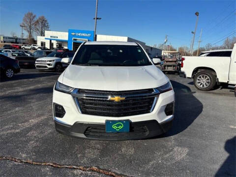 2022 Chevrolet Traverse LT Cloth