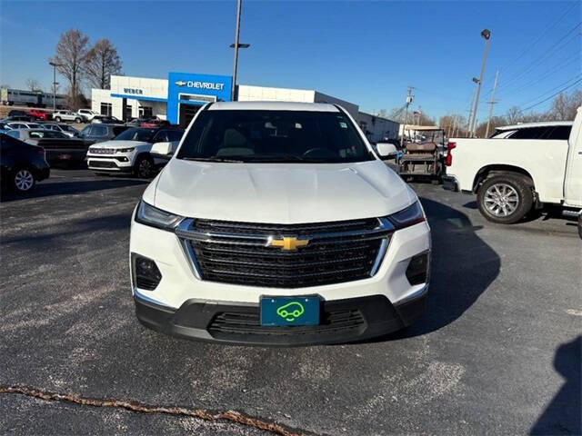 2022 Chevrolet Traverse LT Cloth