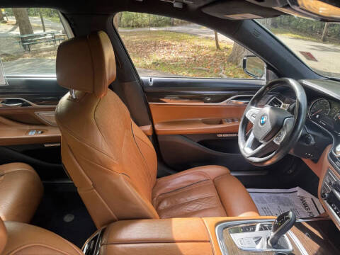 2017 BMW 7 Series 750i