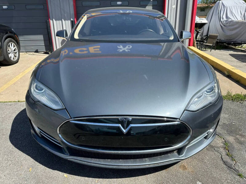 2014 Tesla Model S