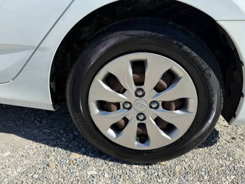 2016 Hyundai Accent SE