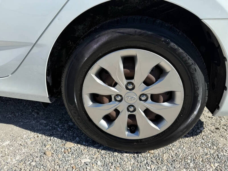 2016 Hyundai Accent SE