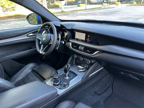 2018 Alfa Romeo Stelvio Ti Sport
