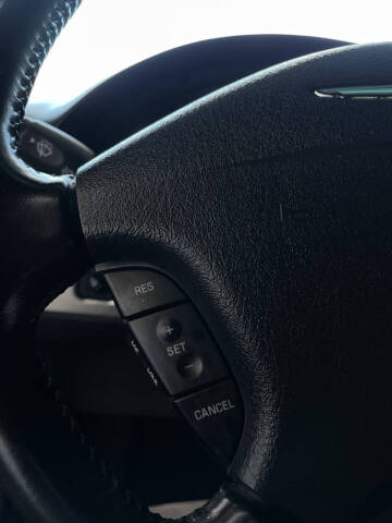 2004 Ford Thunderbird Deluxe