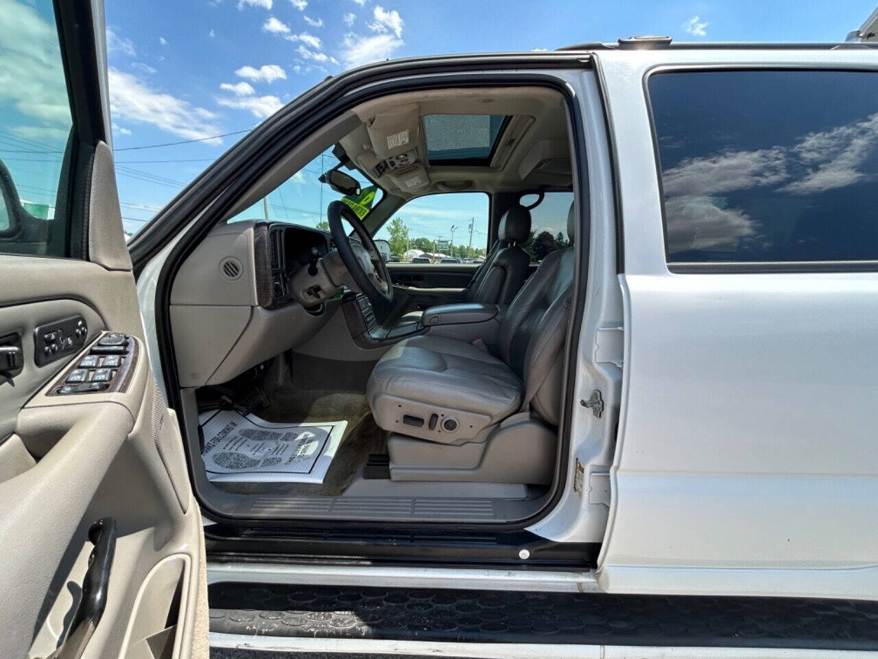 2004 GMC Yukon XL for sale at Upstate Auto Gallery in Westmoreland, NY