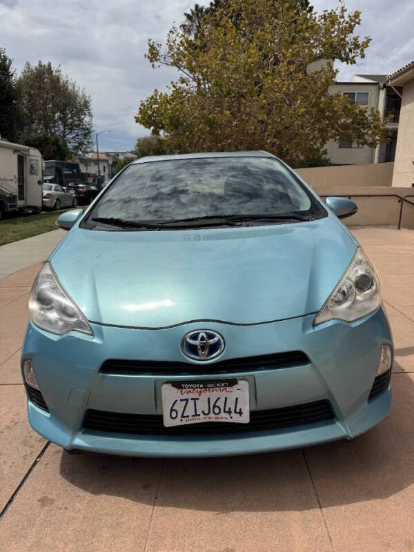 2013 Toyota Prius c One